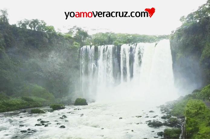 El Salto de Eyipantla y la Laguna de Catemaco: La belleza natural de Veracruz